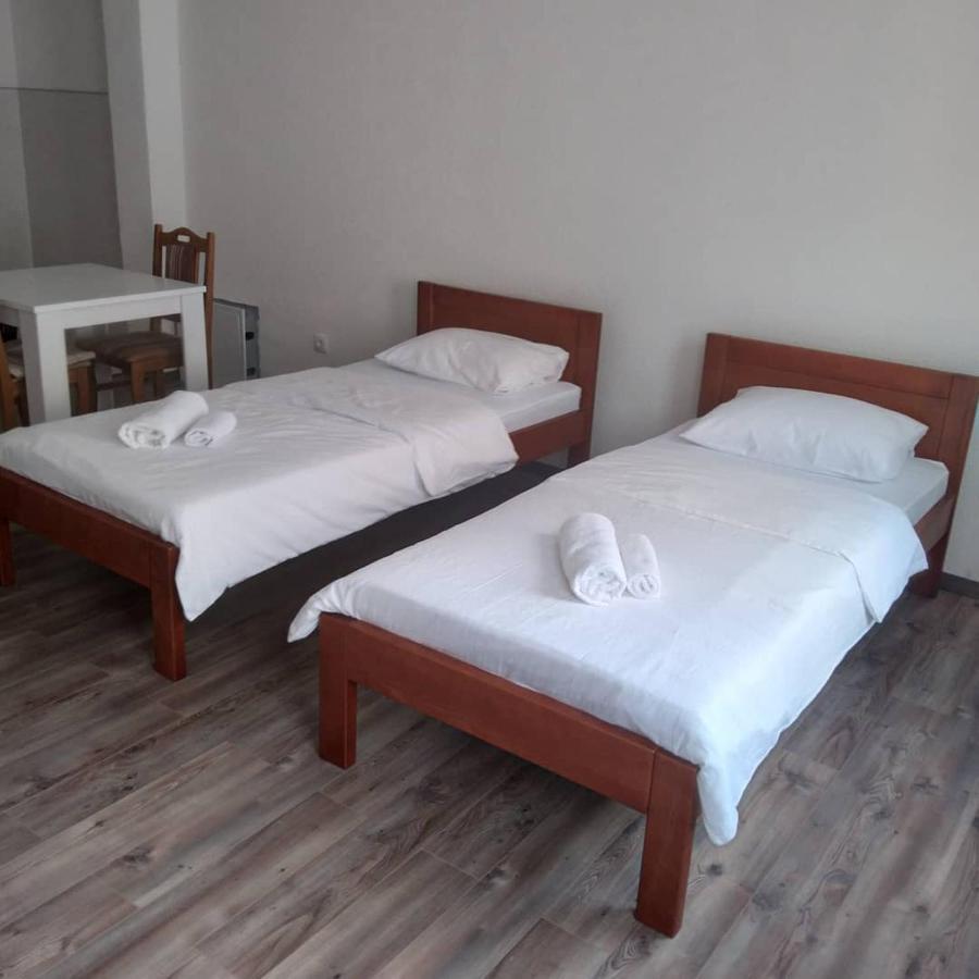 Guest House Erdan Plav Exterior photo