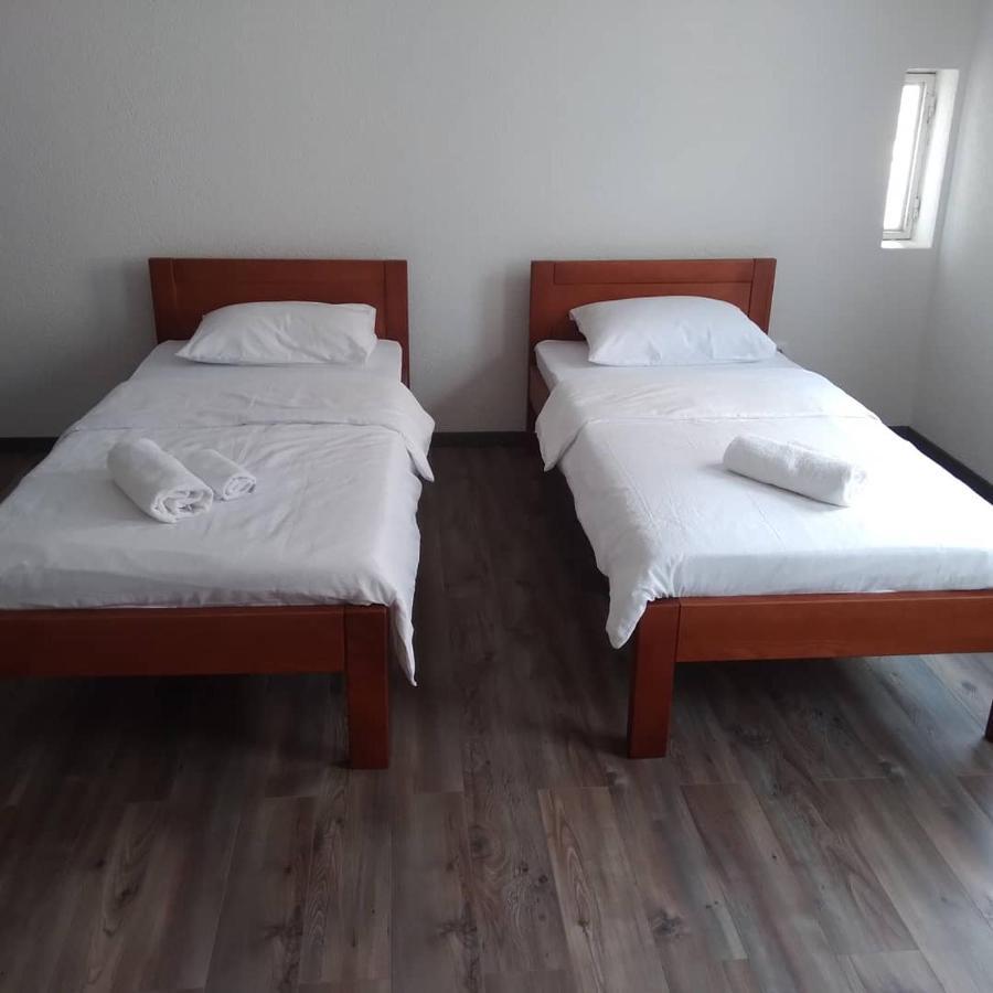 Guest House Erdan Plav Exterior photo